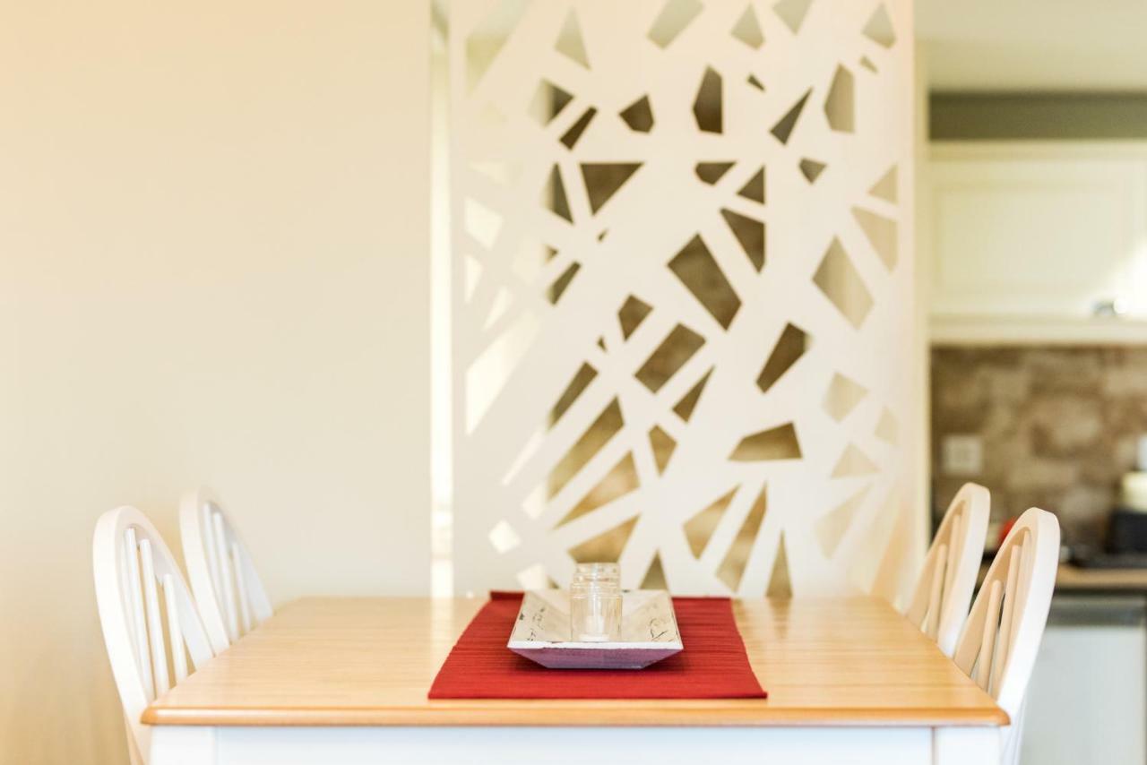 פוטוס Oinoelia Luxury Suites & Residence מראה חיצוני תמונה