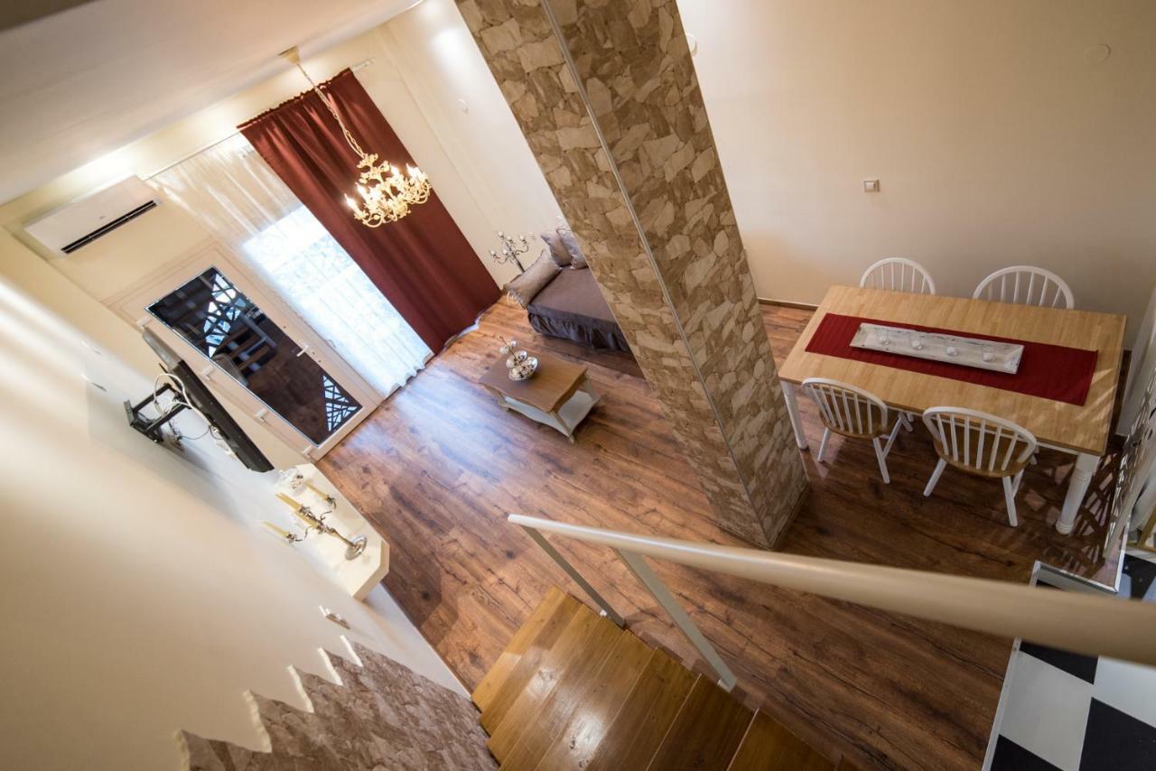 פוטוס Oinoelia Luxury Suites & Residence מראה חיצוני תמונה