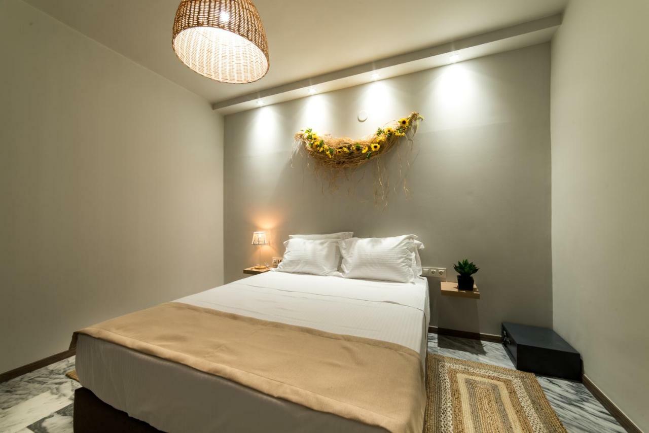 פוטוס Oinoelia Luxury Suites & Residence מראה חיצוני תמונה