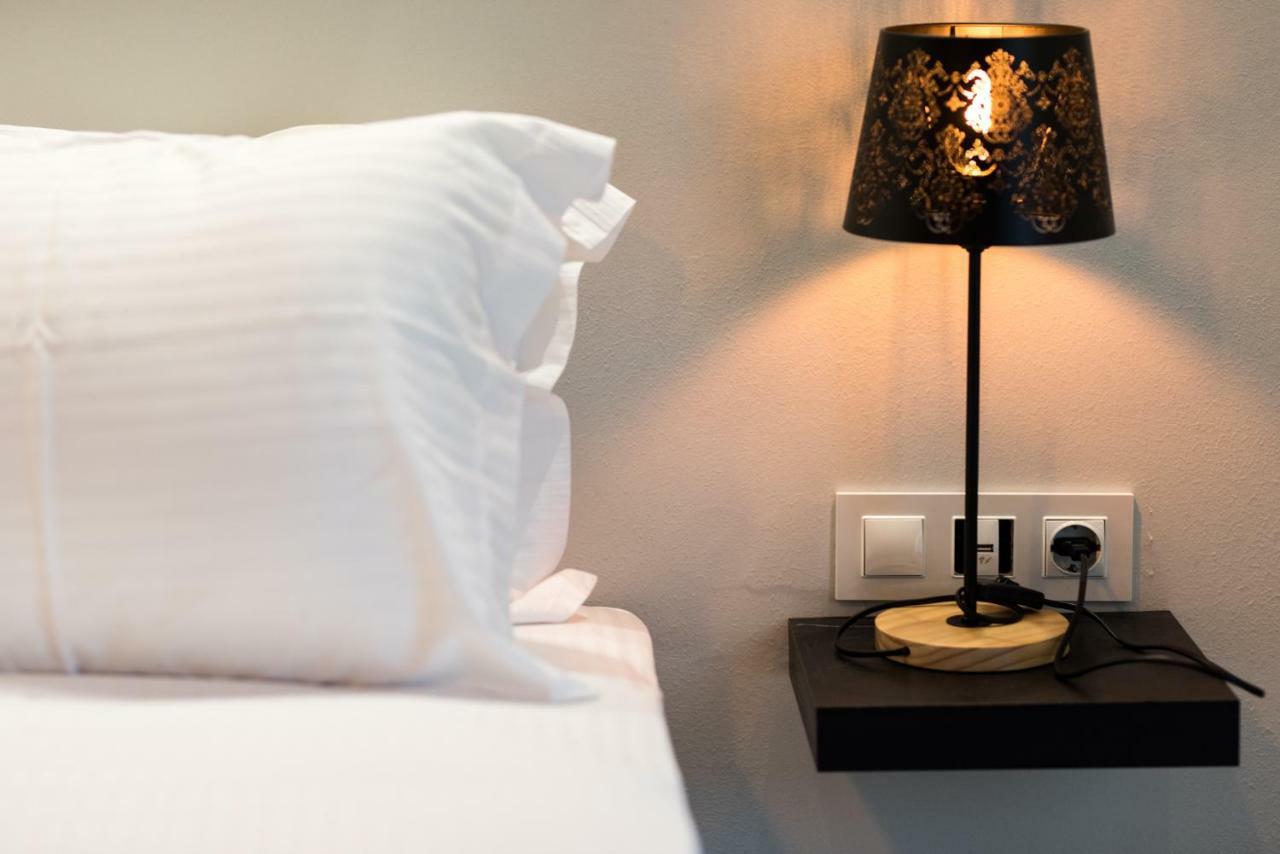 פוטוס Oinoelia Luxury Suites & Residence מראה חיצוני תמונה